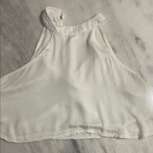 Chic White Women's Sleeveless Blouse